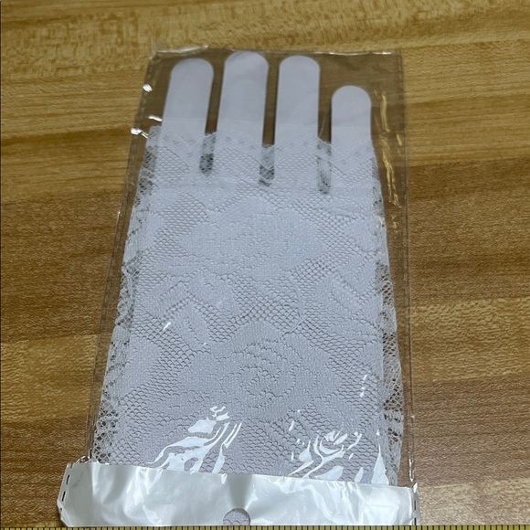 kathy ireland Accessories - #0825 + White Glove Laces